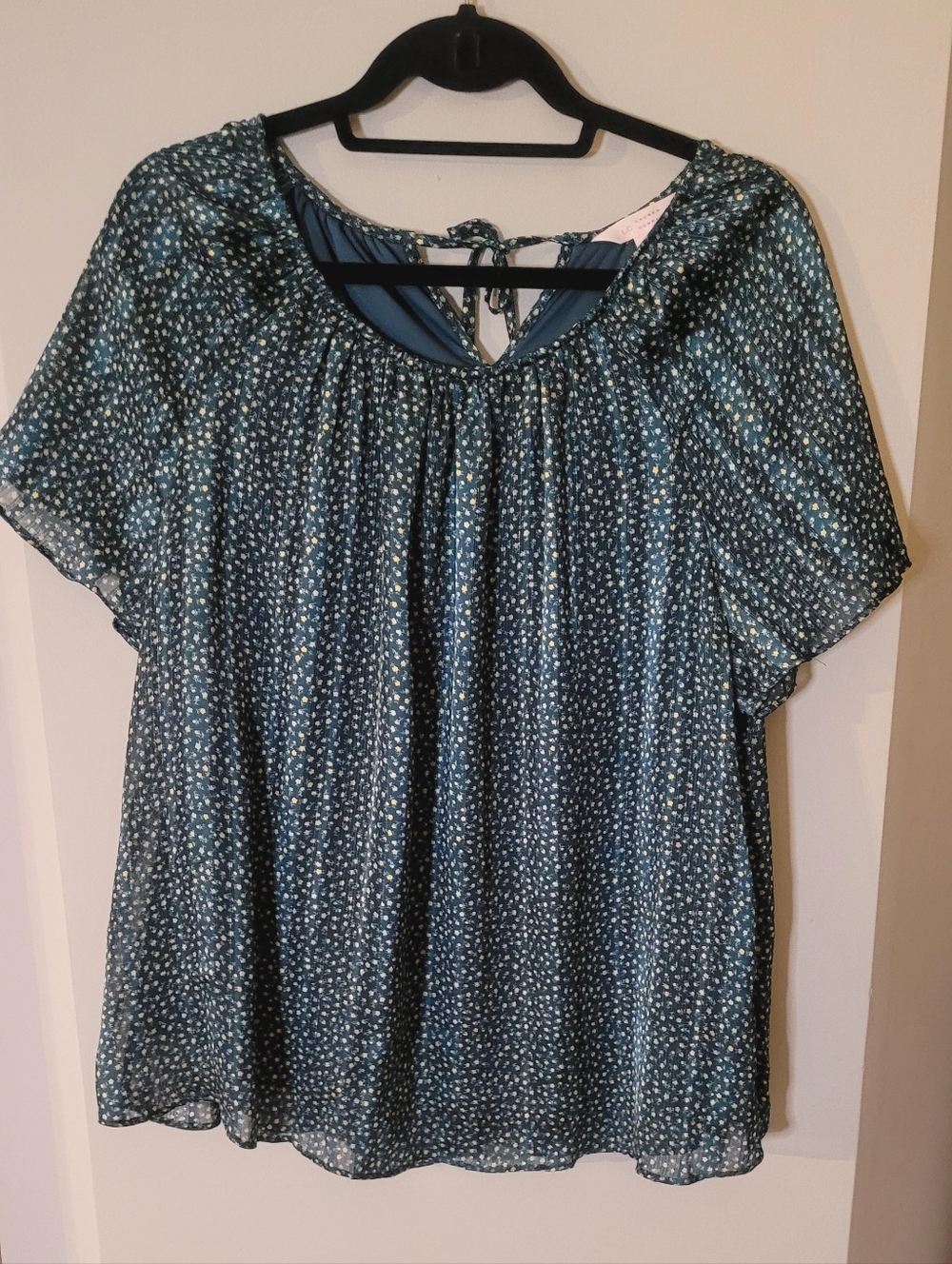 LC Lauren Conrad Teal and White Printed Short Sleeve Blouse